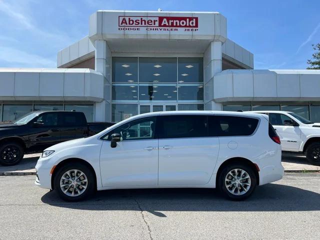 2025 Chrysler Pacifica PACIFICA SELECT AWD