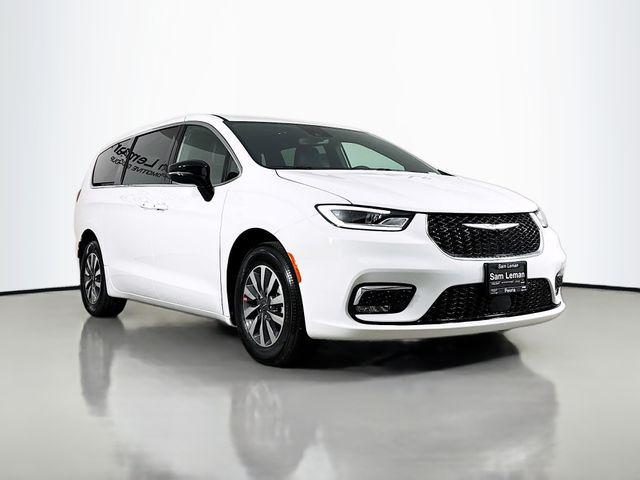 2025 Chrysler Pacifica Hybrid PACIFICA PLUG-IN HYBRID SELECT