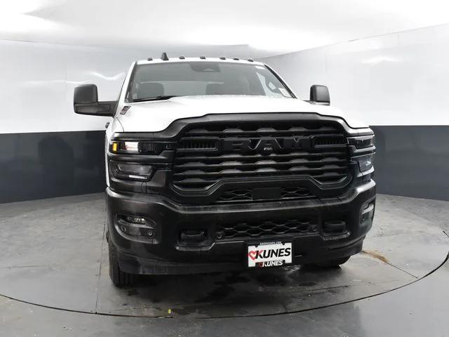 2025 RAM Ram 2500 RAM 2500 TRADESMAN CREW CAB 4X4 64 BOX