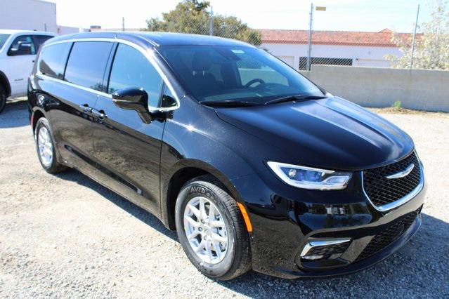 2025 Chrysler Pacifica PACIFICA SELECT