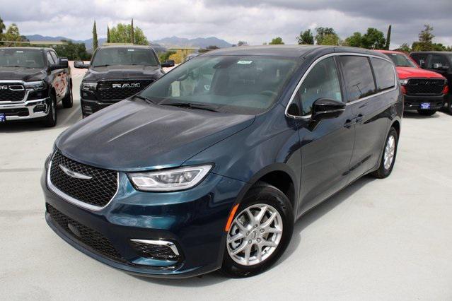 2025 Chrysler Pacifica PACIFICA SELECT