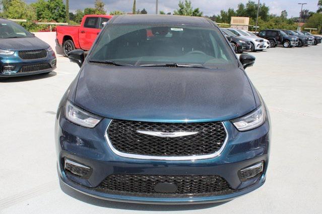 2025 Chrysler Pacifica PACIFICA SELECT