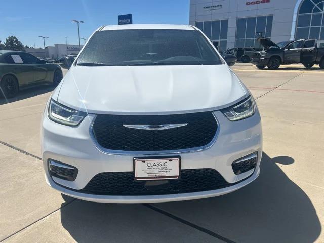 2025 Chrysler Pacifica PACIFICA SELECT