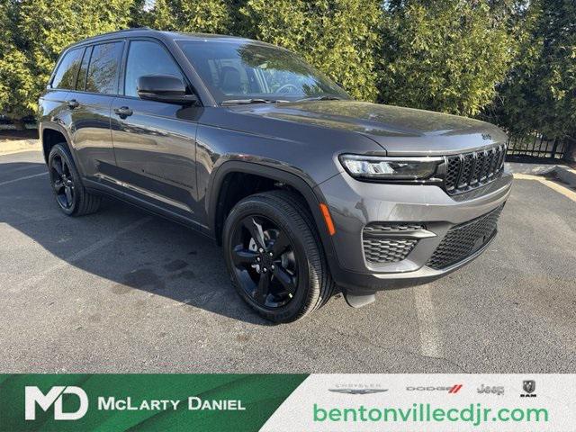 2025 Jeep Grand Cherokee GRAND CHEROKEE ALTITUDE X 4X4