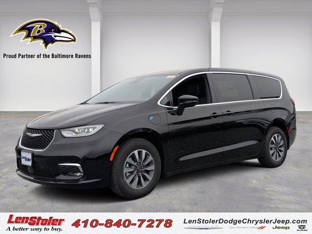 2025 Chrysler Pacifica Hybrid PACIFICA PLUG-IN HYBRID SELECT