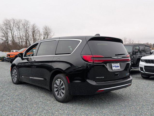 2025 Chrysler Pacifica Hybrid PACIFICA PLUG-IN HYBRID SELECT