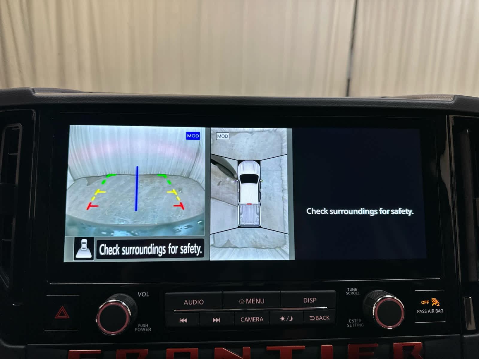 2025 Nissan Frontier PRO-4X - Photo 14