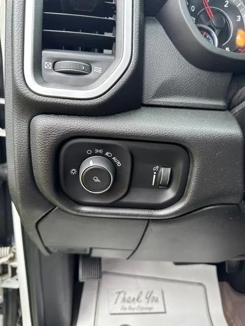 2022 Ram 3500 Big Horn Crew Cab 4x4 8' Box