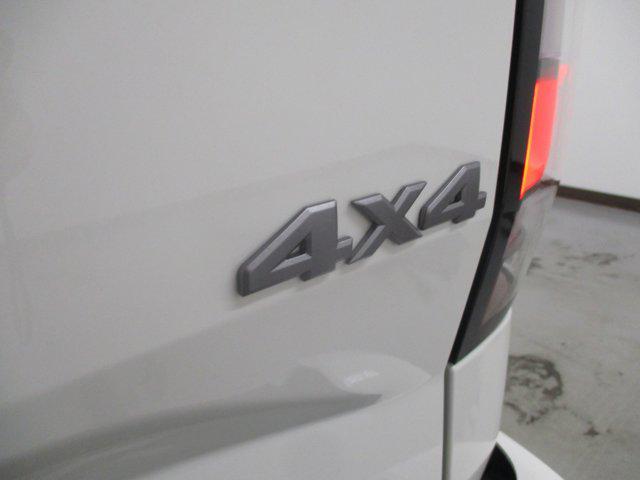 2025 Nissan Frontier Crew Cab SV 4x4