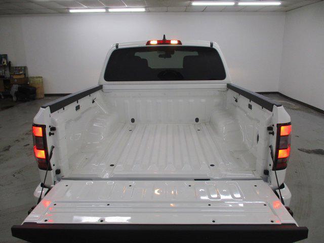 2025 Nissan Frontier Crew Cab SV 4x4