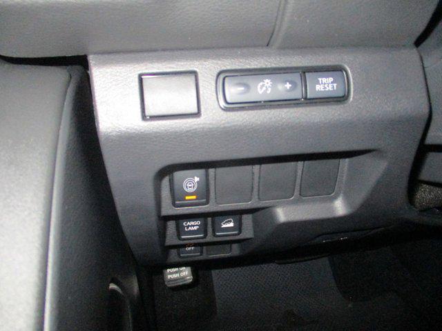 2025 Nissan Frontier Crew Cab SV 4x4
