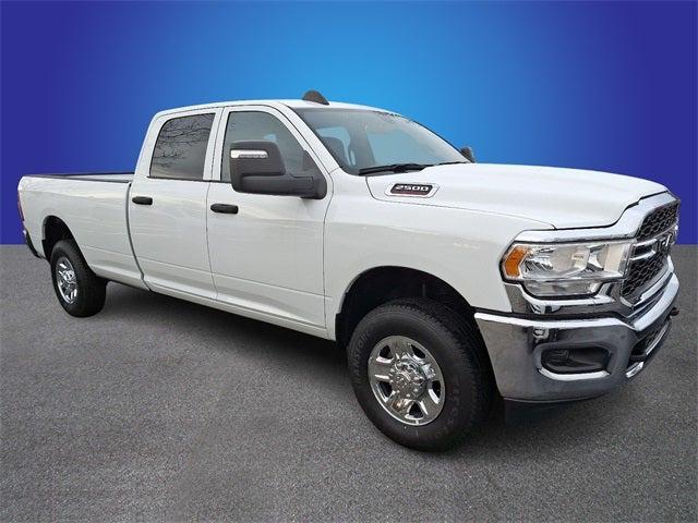 2023 RAM 2500 Tradesman Crew Cab 4x4 8 Box