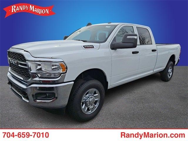 2023 RAM 2500 Tradesman Crew Cab 4x4 8 Box