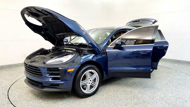 2021 Porsche Macan AWD