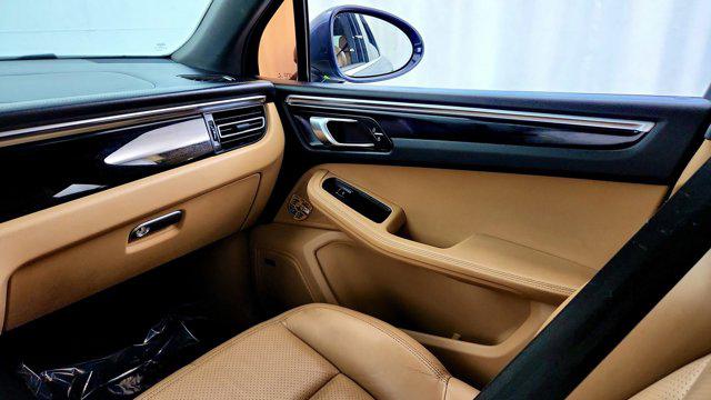 2021 Porsche Macan AWD
