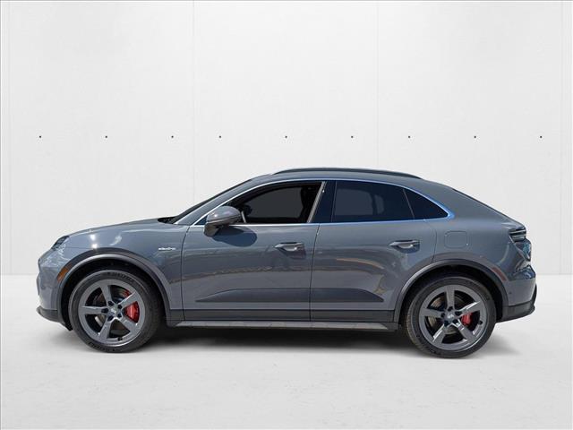 2025 Porsche Macan Electric 4S