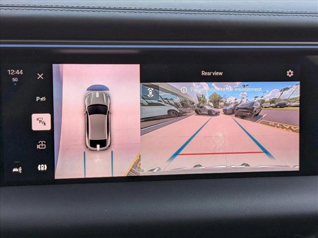 2025 Porsche Macan Electric 4S