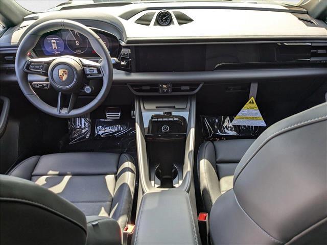 2025 Porsche Macan Electric 4S