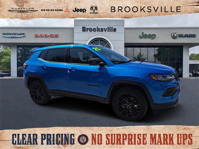 2025 Jeep Compass COMPASS LATITUDE 4X4