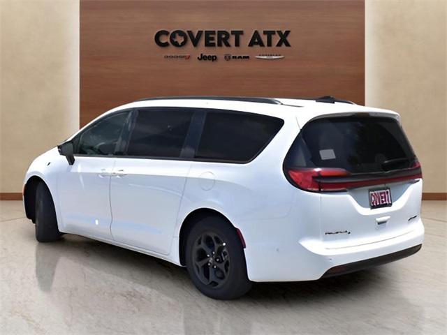 2025 Chrysler Pacifica Hybrid PACIFICA PLUG-IN HYBRID S APPEARANCE