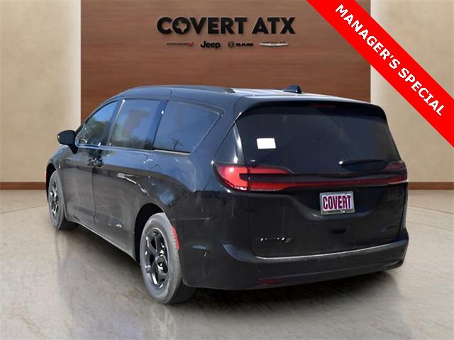 2025 Chrysler Pacifica Hybrid PACIFICA PLUG-IN HYBRID S APPEARANCE