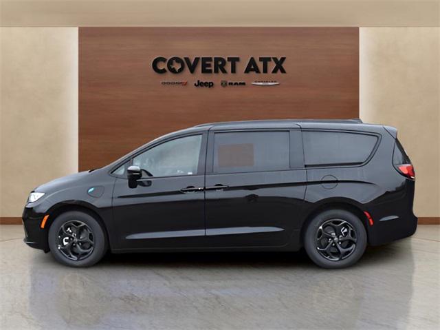 2025 Chrysler Pacifica Hybrid PACIFICA PLUG-IN HYBRID S APPEARANCE