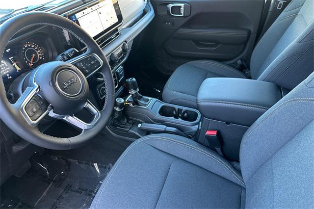 2025 Jeep Wrangler WRANGLER 4-DOOR SAHARA 2025 Jeep Wrangler WRANGLER 4-DOOR SAHARA