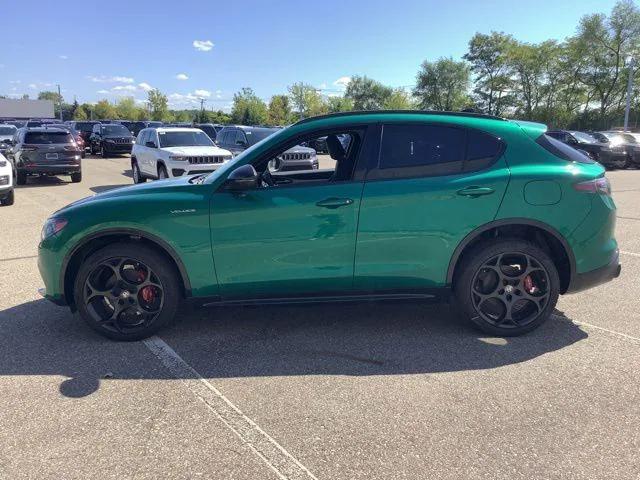 2025 Alfa Romeo Stelvio STELVIO AWD