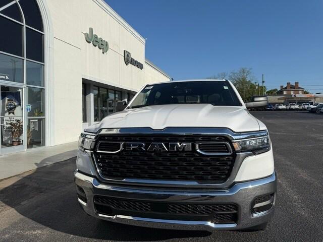 2025 RAM Ram 1500 RAM 1500 TRADESMAN CREW CAB 4X4 57 BOX