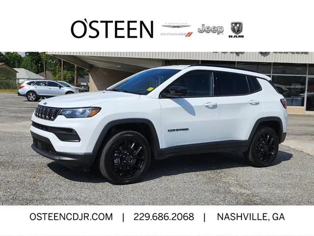 2025 Jeep Compass COMPASS LATITUDE 4X4