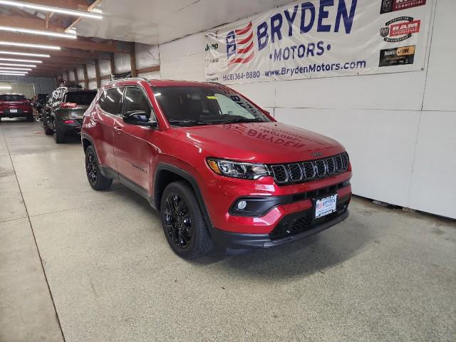 2025 Jeep Compass COMPASS LATITUDE 4X4