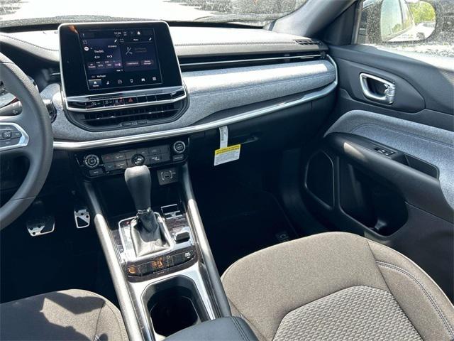 2025 Jeep Compass COMPASS SPORT 4X4