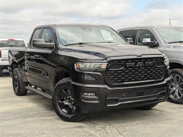 2025 RAM Ram 1500 RAM 1500 TRADESMAN QUAD CAB 4X4 64 BOX