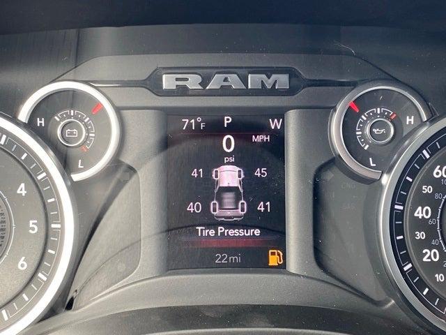 2025 RAM Ram 1500 RAM 1500 TRADESMAN QUAD CAB 4X2 64 BOX