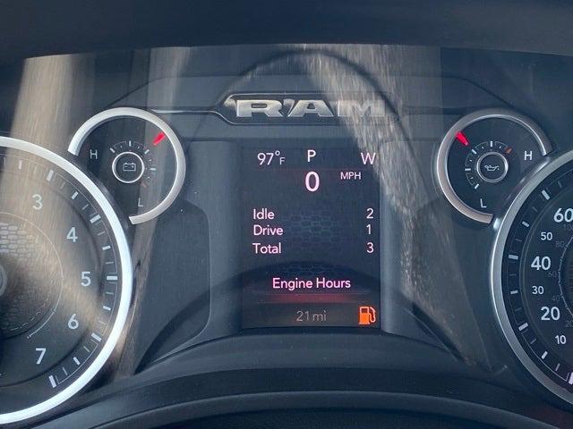 2025 RAM Ram 1500 RAM 1500 TRADESMAN QUAD CAB 4X2 64 BOX