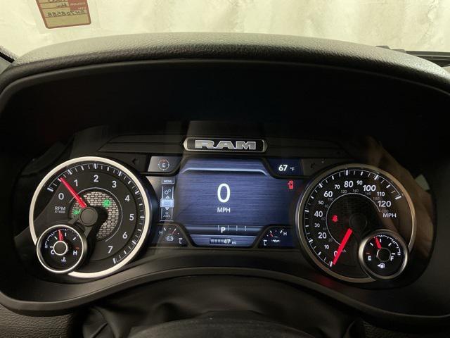 2025 RAM Ram 1500 RAM 1500 WARLOCK CREW CAB 4X4 57 BOX