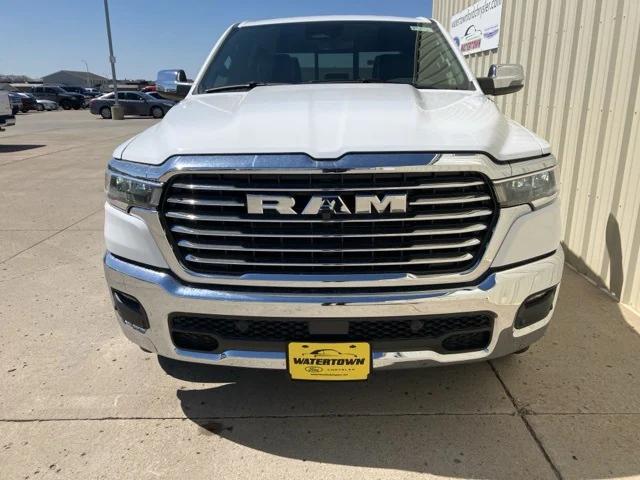 2025 RAM Ram 1500 RAM 1500 LARAMIE CREW CAB 4X4 64 BOX