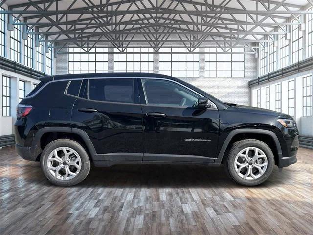 2025 Jeep Compass COMPASS SPORT 4X4
