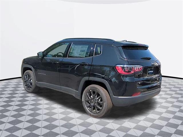2025 Jeep Compass COMPASS LATITUDE 4X4