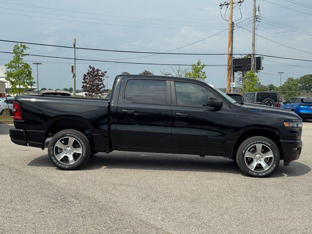 2025 RAM Ram 1500 RAM 1500 TRADESMAN CREW CAB 4X4 57 BOX