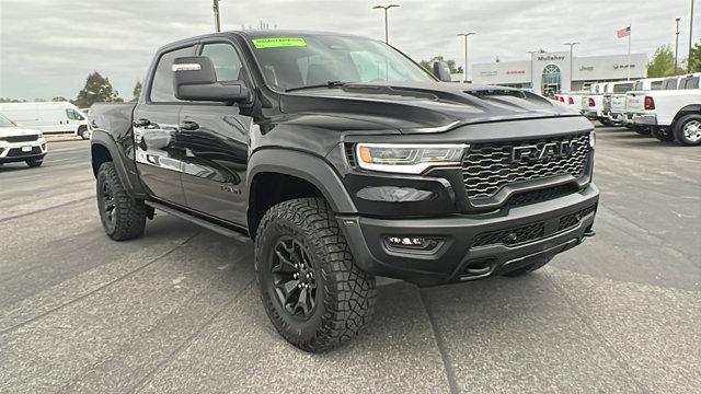 2025 RAM Ram 1500 RAM 1500 RHO CREW CAB 4X4 57 BOX