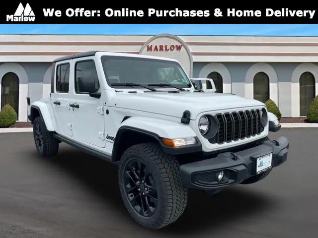 2025 Jeep Gladiator GLADIATOR NIGHTHAWK 4X4