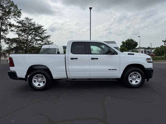 2025 RAM Ram 1500 RAM 1500 TRADESMAN QUAD CAB 4X2 64 BOX