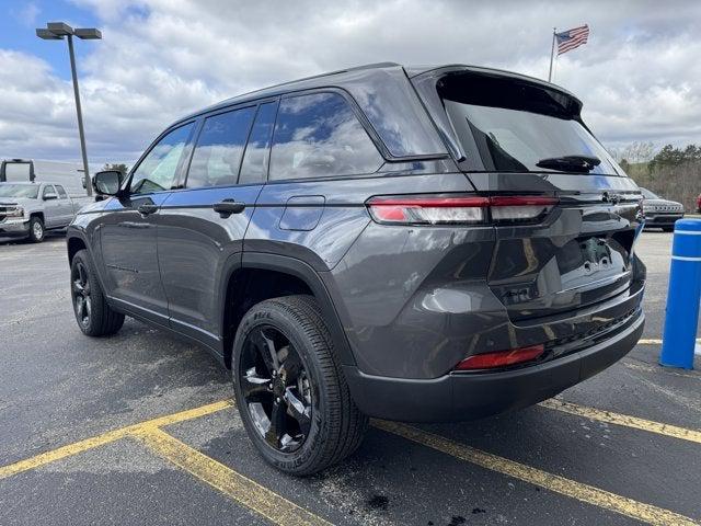 2025 Jeep Grand Cherokee GRAND CHEROKEE ALTITUDE 4X4
