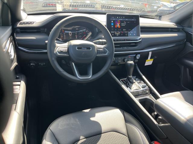 New 2025 Jeep Compass Latitude New 2025 Jeep Compass Latitude