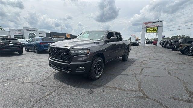 2025 RAM Ram 1500 RAM 1500 WARLOCK CREW CAB 4X4 57 BOX