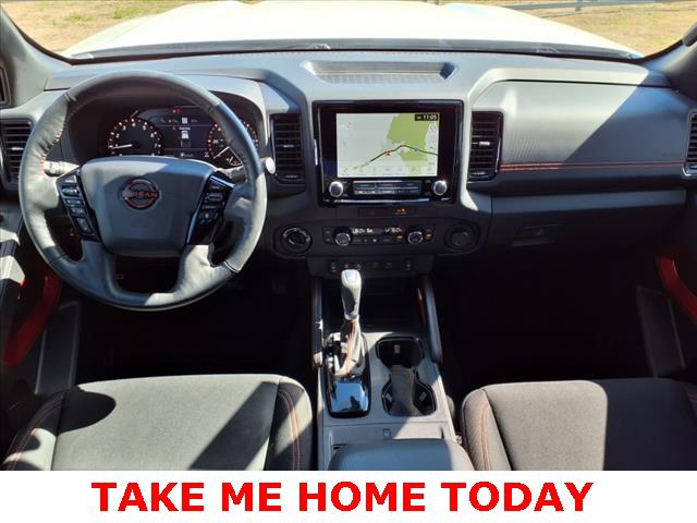 2022 Nissan Frontier Crew Cab PRO-4X 4x4