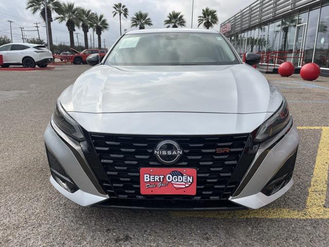 2023 Nissan Altima SR FWD