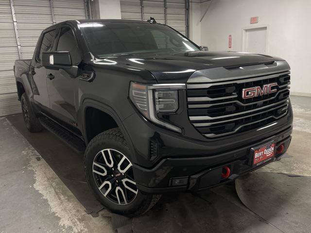 2024 GMC Sierra 1500 4WD Crew Cab Short Box AT4