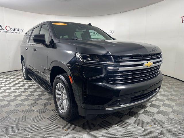 2023 Chevrolet Suburban 2WD LT